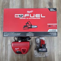 NEW Milwaukee M12 Fuel Brushless Hatchet 6" Chain Saw Kit