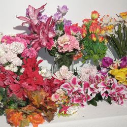 Artificial Flowers And Wreaths 