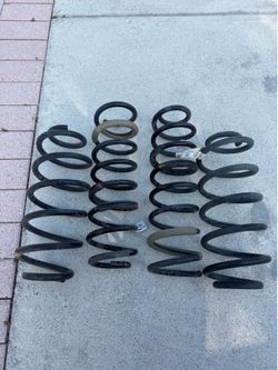 Jeep Rubicon XR springs for 1.5 inches of lift
