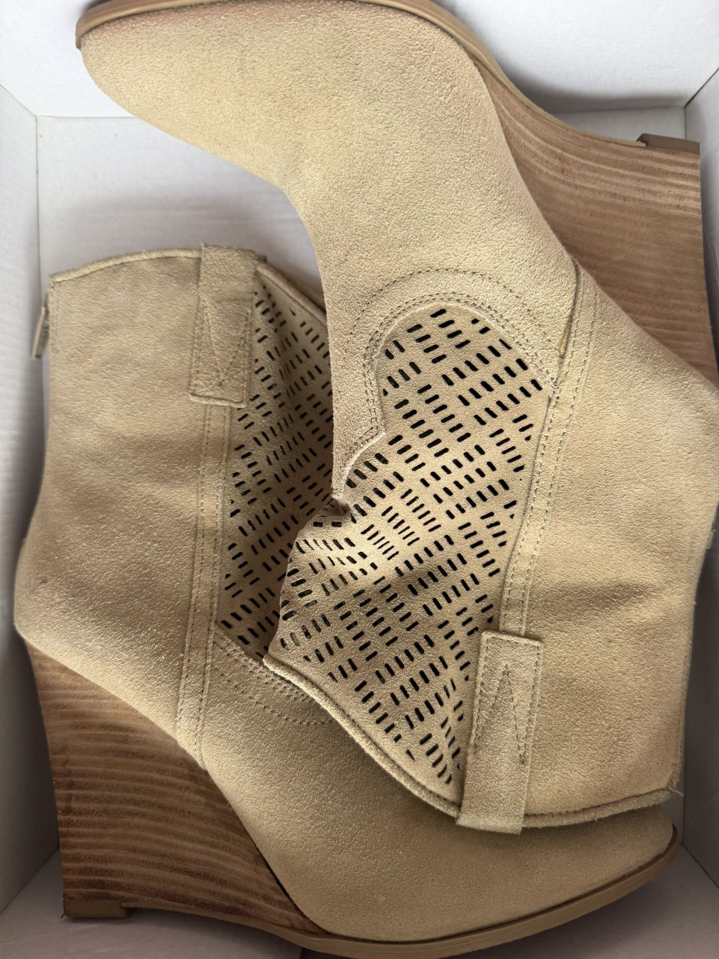 Crown Vintage Boot