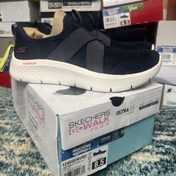 Skechers # 8.5 Women