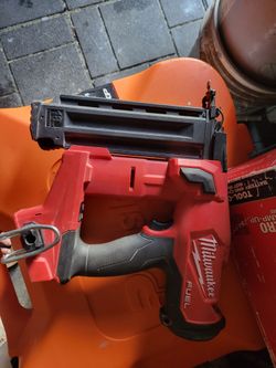 Milwaukee finish nailer  18 ga
