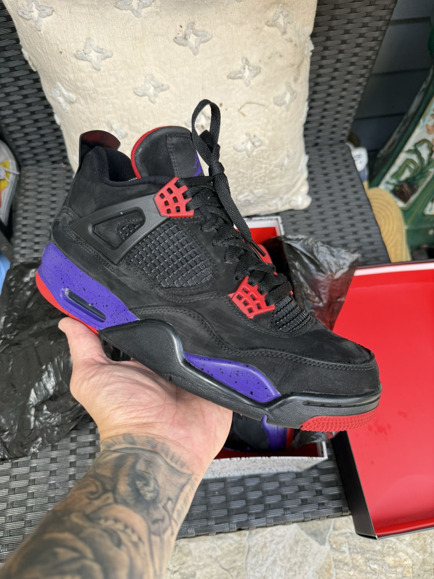 Jordan 4 Retro 