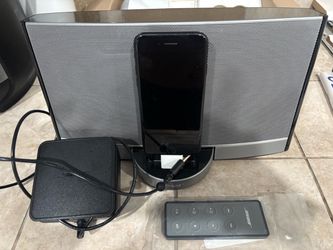 Bose SoundDock Portable Speaker with Remote