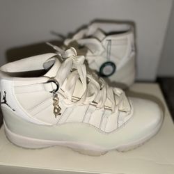 Pearl’ Air Jordan 11s 