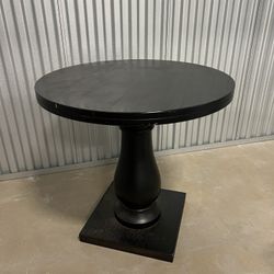 Round End Table