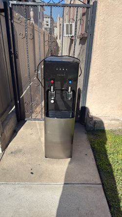 Water dispenser