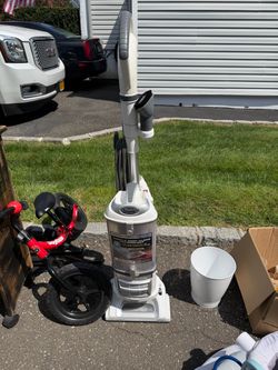 Shark navigator vacuum