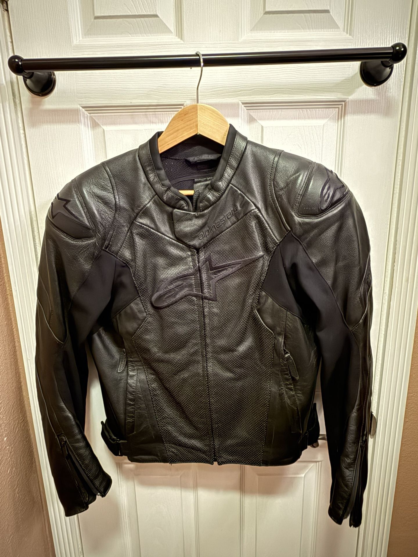 Alpinestars Faster Airflow V2 Leather Motorcycle Jacket