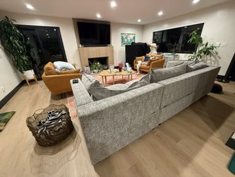 Comfortable Modular Couch (BEST Offer, Motivated To Sell)