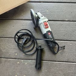 Porter Cable PCE810, 6.0 Amp, 4-1/2" Small Angle Grinder, Corded,