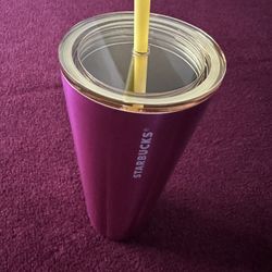 Starbucks Cups 
