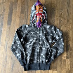 Black and purple double hood bape size M