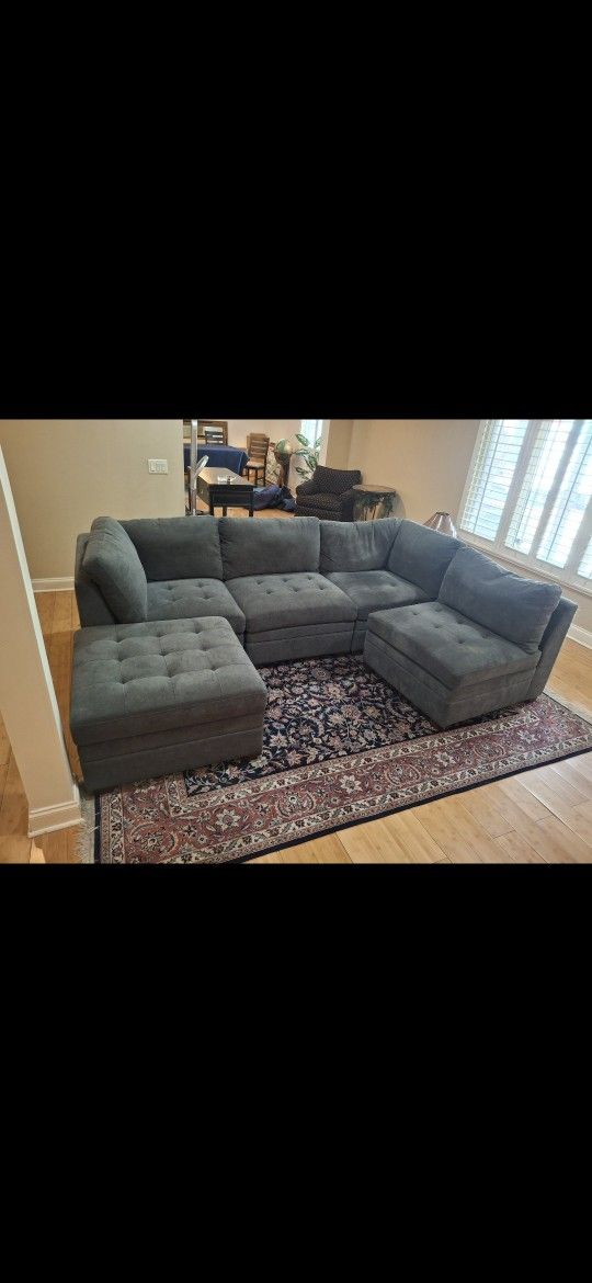 5 Peice Sectional Couch