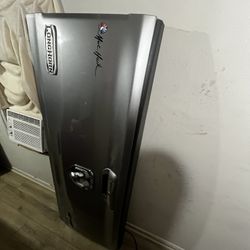 Gray Ram Tailgate 1500