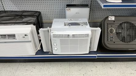 Frigidaire FFRA051WAE Window Air Conditioner