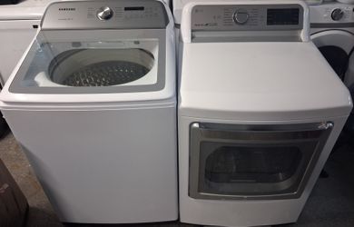 Samsung Washer and LG Dryer Set
