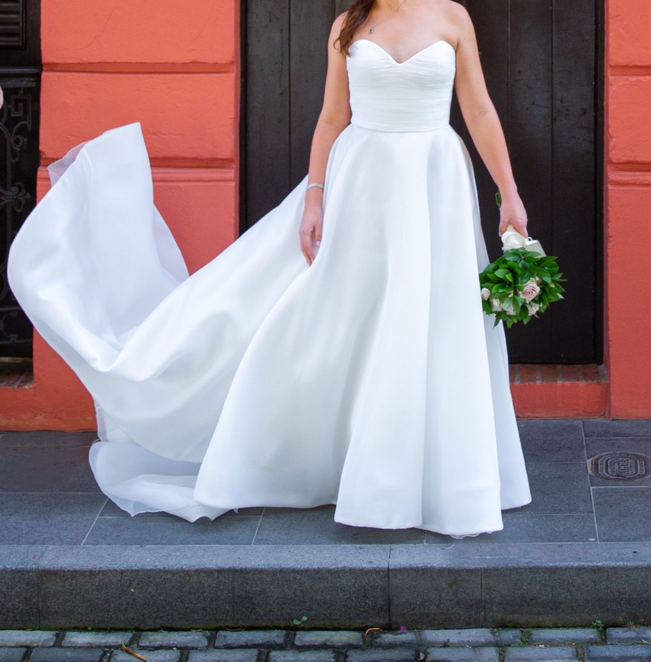 Pronovias Dimir strapless wedding dress