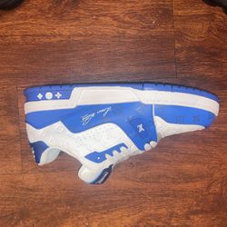 Royal Blue Louis Vuitton Shoes for Sale in Akron, OH - OfferUp