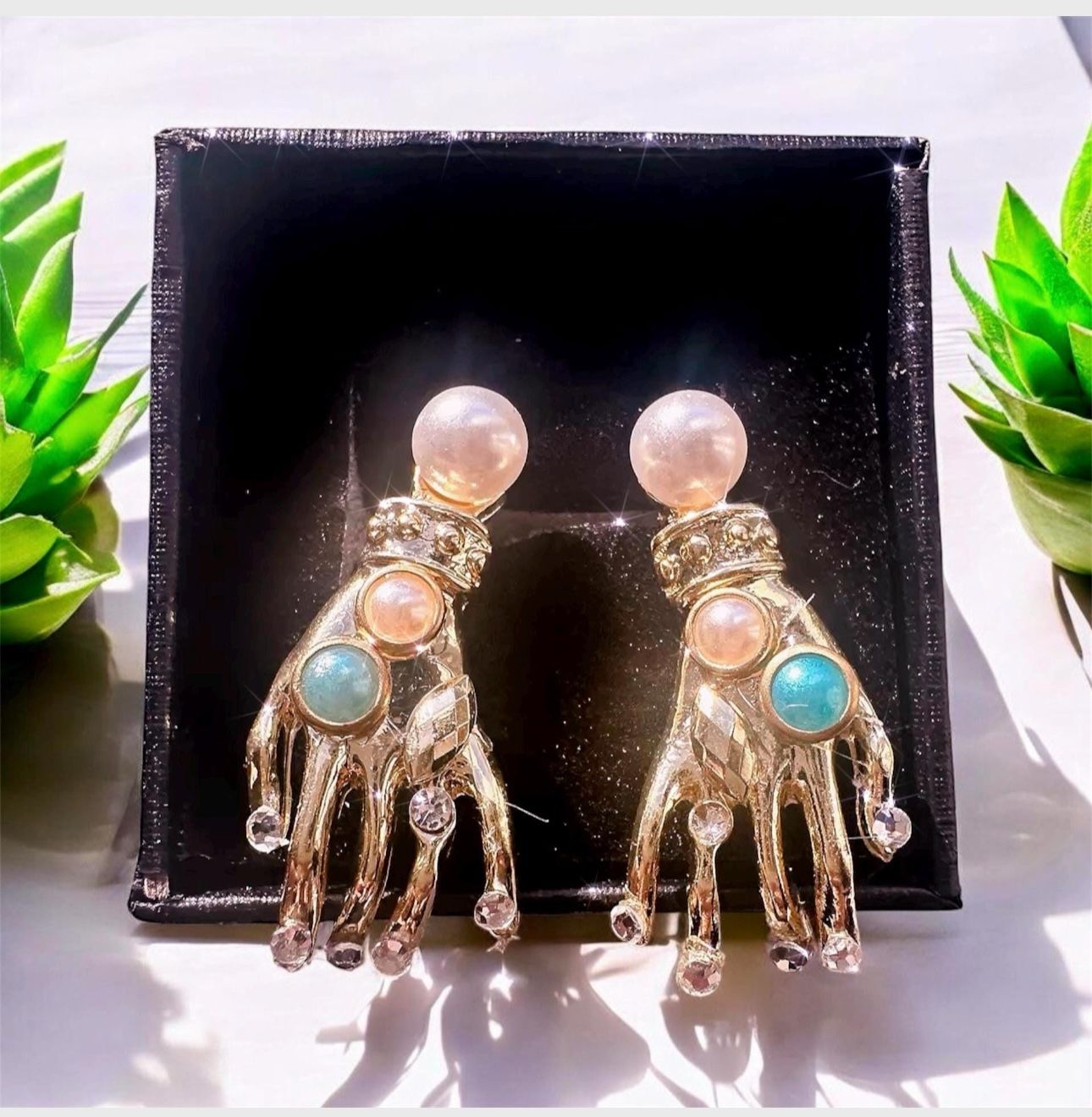 Vintage Gold-Plated Hand-Shaped Earrings with Faux Pearls and Rhinestones – 14K Gold Finish handmade