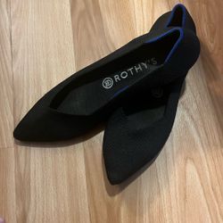 Women’s Rothy’s The Point Black Flats 9.5