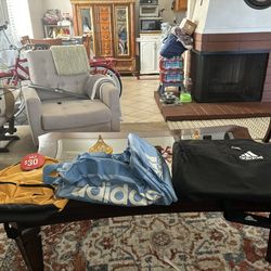 Adidas Gold Nylon Backpack Adidas Santiago Light Blue Medium Duffle Bag Straps Adidas Extra Large Black/White Duffle Bag Straps EUC