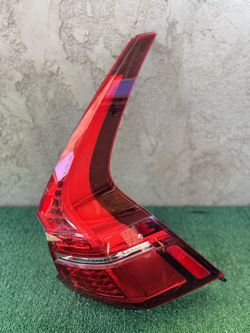 2018-2025 Volvo XC60 Rear Right Passenger LED Taillight OEM Automatic
