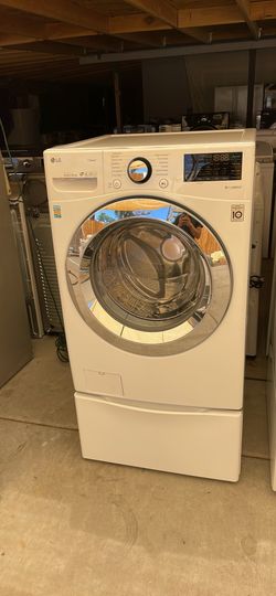 WHITE LG WASHER WITH PEDESTAL!!!