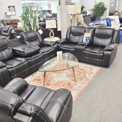 New Sofa Set  With Pillows 