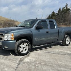 2011 Chevy 1500 LT