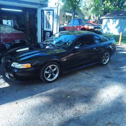 2000 Ford Mustang