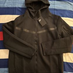 LARGE Black Nike Tech Hoodie