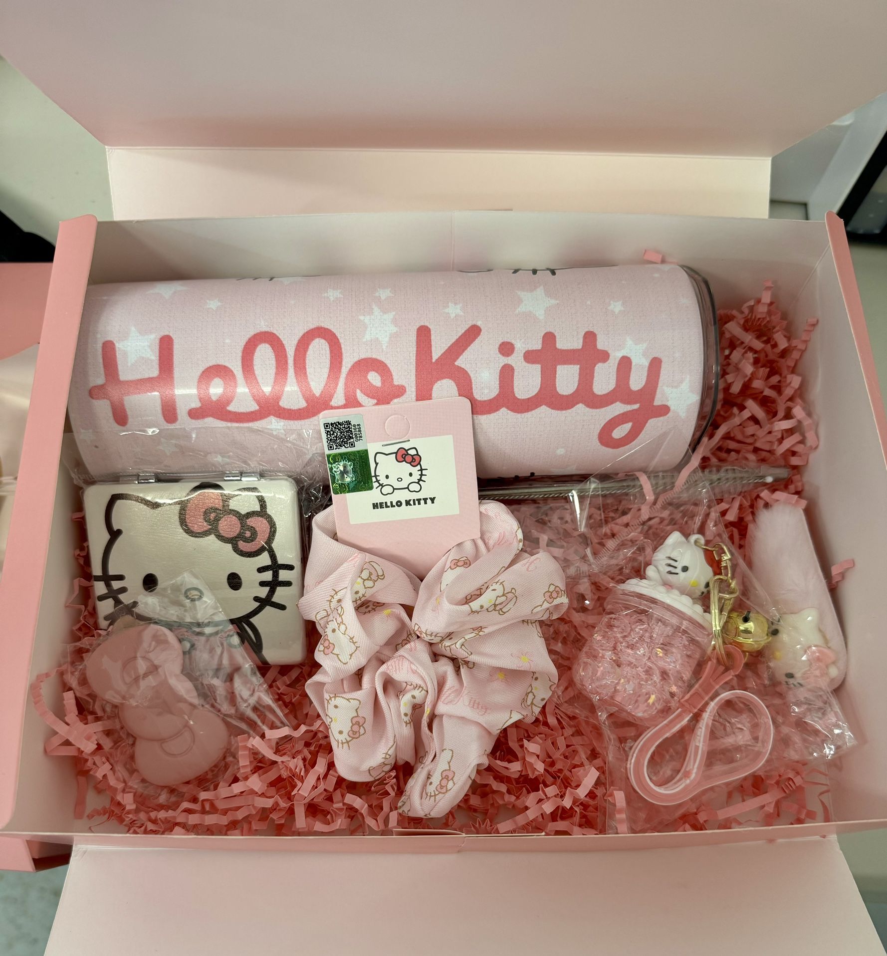 Hello Kitty Gift Box