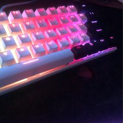 60% Mechanical Keyboard HMU With Trades Or Prices,  Need Gone