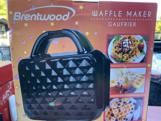 Brentwood Couture Non Stick Waffle Maker
