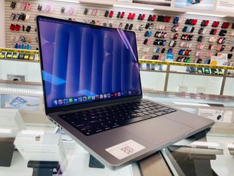 MacBook Pro M2 pro 16gb ram 512gb ssd