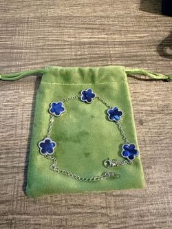 Clover Charm Chain Bracelet
