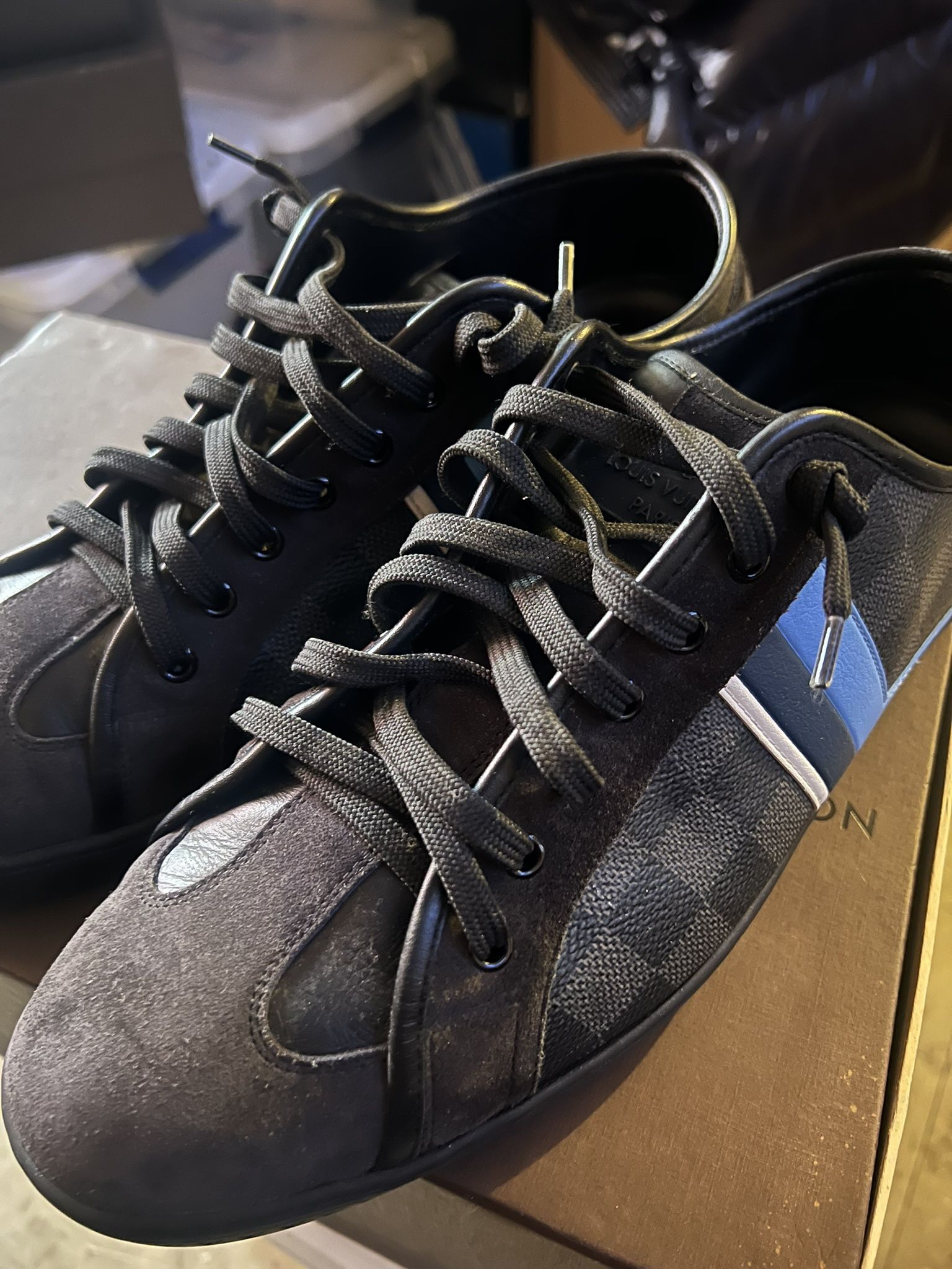 “VINTAGE” LOUIS VUITTON Men’s Damier Graphite Low Top Sneakers US 10.5 / U.K 8.5