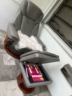 Stressless gray style  leather  with  ottoman