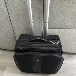 Swiss Gear Rolling Laptop Bag Backpack Carry On Suitcase 