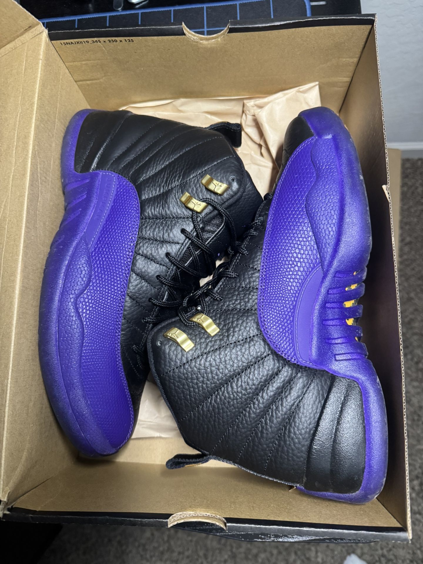 Jordan 12 Retro