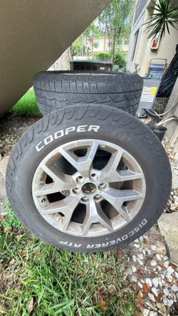Rins 20” And Tires 275/60/20