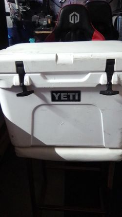 35 yeti cooler