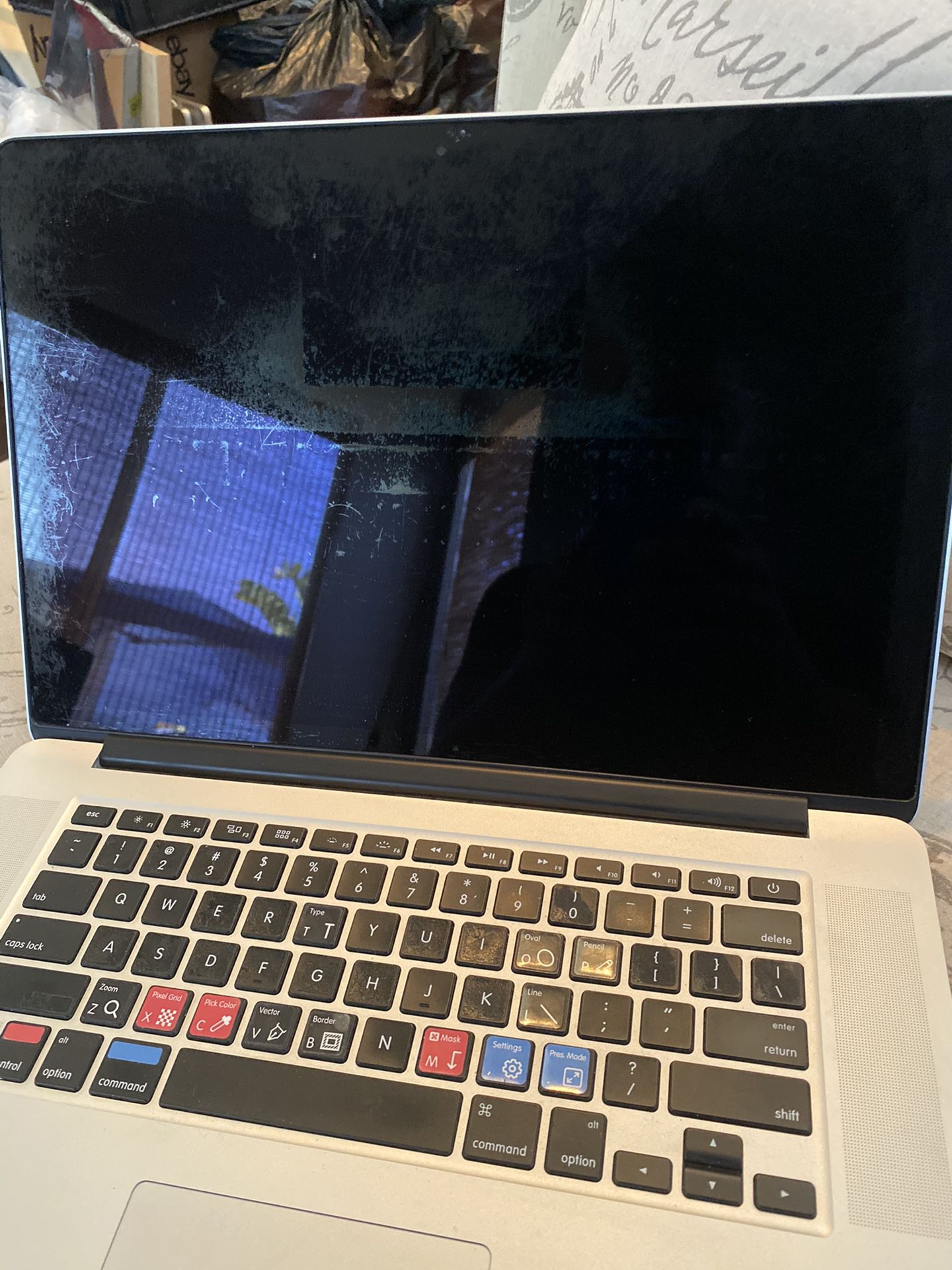 MacBook Pro 2014 intel core i5 500gbssd 16gb ram OSCatalina