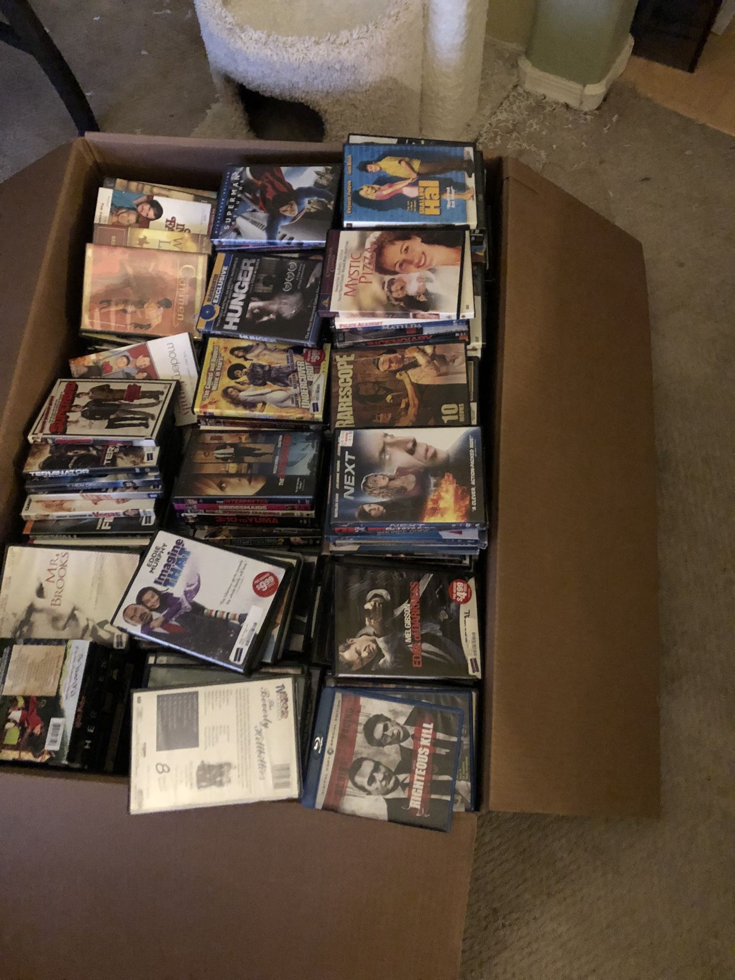 DVDs 📀 movie 🎥 WE DELIVER!