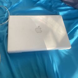 Apple Macbook