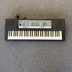 Yamaha YPT-240 Electric keyboard Piano