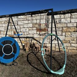 Swing set interchangeable