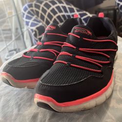 Womens Sketchers Size 10 Memory Foam Preowned