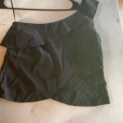 Women’s Clothing 